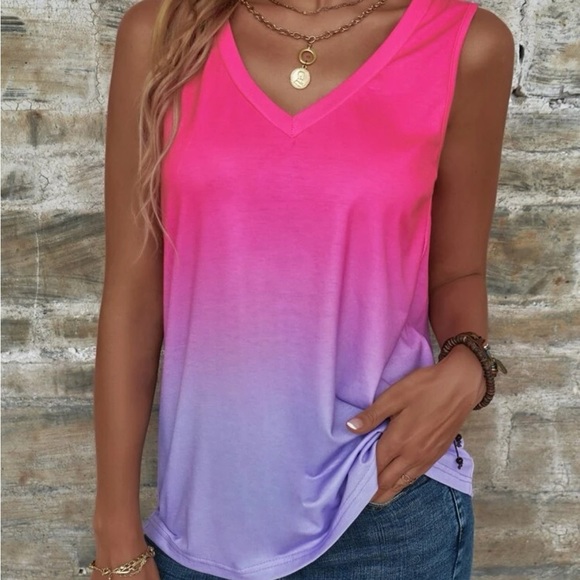 New V-neck ombre sleeveless top - Picture 2 of 7